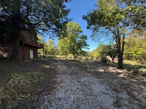 Exterior - 290 County Road 971, Compton, AR 72624 photo 3 of 6