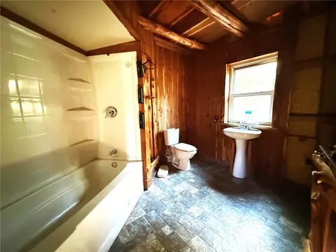 Bath - 290 County Road 971, Compton, AR 72624 photo 1 of 2
