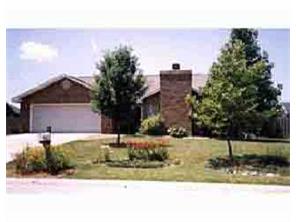 200 Bluff Dr, Lowell, AR 72745 photo 1