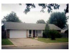 2003 Carnes Dr, Springdale, AR 72764 photo 1