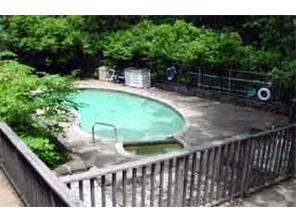 111 Harris Ln, Springdale, AR 72764 photo 4