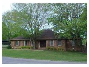 215 Suttle Dr, Springdale, AR 72764 photo 1