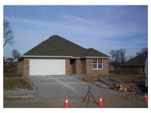 451 Curtis St, Centerton, AR 72719 photo 1