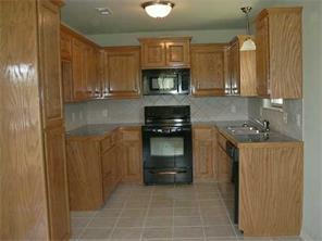 5251 Baugh Ave, Springdale, AR 72762 photo 2
