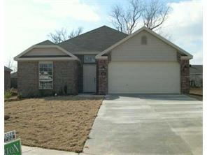 2212 Linden Cir, Springdale, AR 72764 photo 1