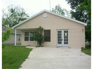 603 Grove Ave E, Springdale, AR 72764 photo 1