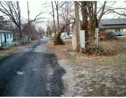 314 N 2nd St, Rogers, AR 72756 photo 5