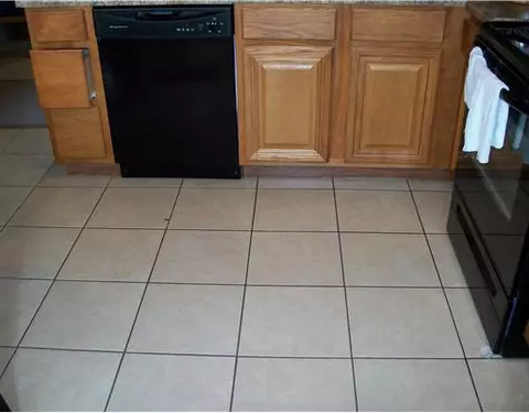 2142 Linden Cir, Springdale, AR 72764 photo 5