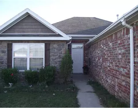 312 E Post Rd, Rogers, AR 72758 photo 2