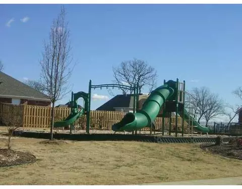 530 Trieste Dr, Centerton, AR 72719 photo 3