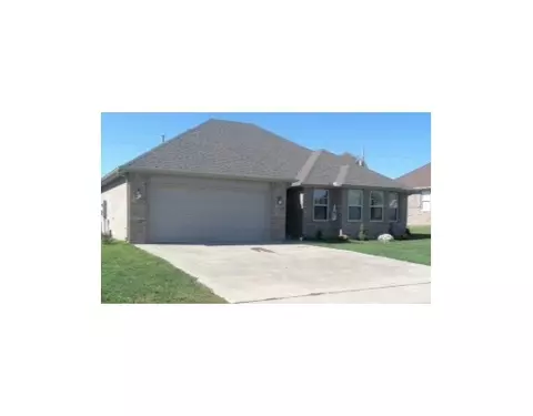 611 Eagle Dr, Gravette, AR 72736 photo 1