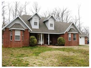 705 Comanche Dr, Gentry, AR 72734 photo 1