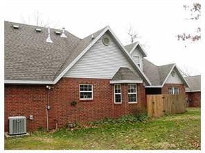 705 Comanche Dr, Gentry, AR 72734 photo 10
