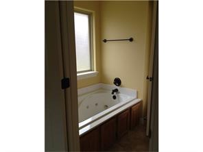 3903 N 3rd St, Rogers, AR 72758 photo 4