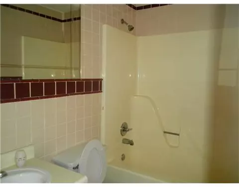2012 S E St, Rogers, AR 72758 photo 8