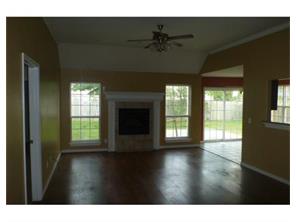 1033 Apache Tr, Springdale, AR 72764 photo 2