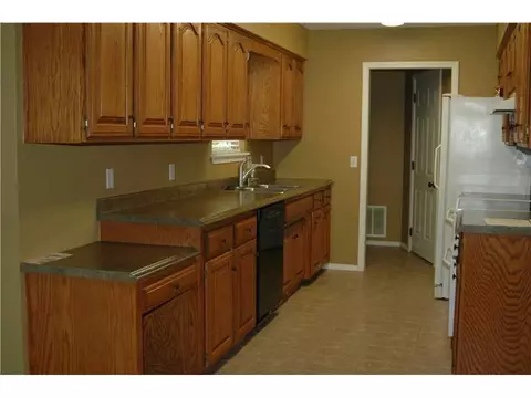 899 Callihan Loop, Springdale, AR 72762 photo 8
