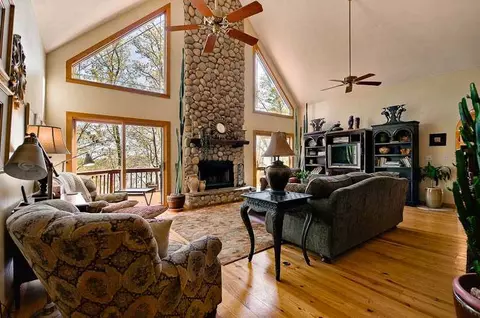 23023 N War Eagle Blacktop Rd, Springdale, AR 72764 photo 4