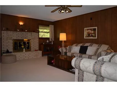 707 Summit Loop, Rogers, AR 72756 photo 3