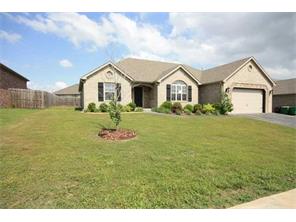 810 Venice St, Centerton, AR 72719 photo 1