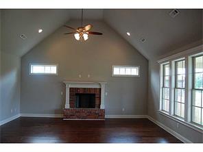2000 Florence Ave, Lowell, AR 72745 photo 3