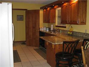 2002 Glen St, Springdale, AR 72762 photo 4