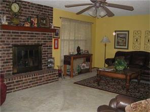 2002 Glen St, Springdale, AR 72762 photo 2