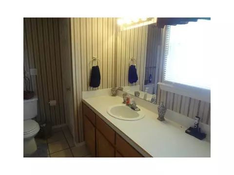 415 3rd St, Anderson, MO 64831 photo 7
