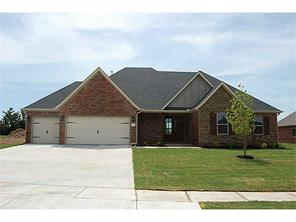 2001 Florence Ave, Lowell, AR 72745 photo 1