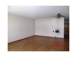 306 Olive St, Green Forest, AR 72638 photo 2
