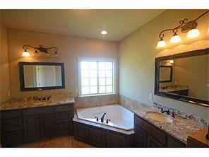 4121 Willowbend Dr, Rogers, AR 72758 photo 8