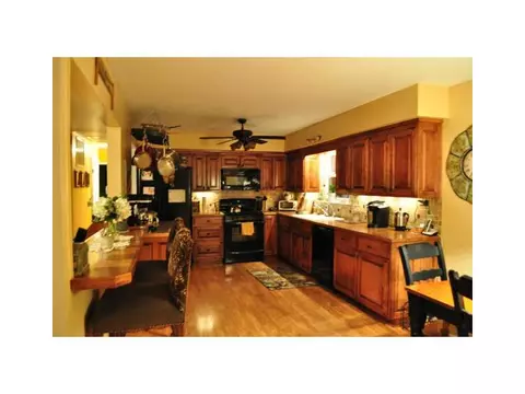 2803 E Osage Dr, Springdale, AR 72764 photo 2