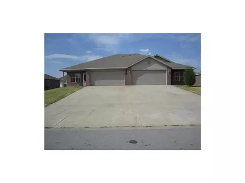1323 Tucson Loop, Springdale, AR 72764 photo 1