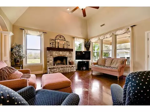1484 Steele Rd, Springdale, AR 72762 photo 3