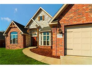 911 Walker St, Centerton, AR 72719 photo 2