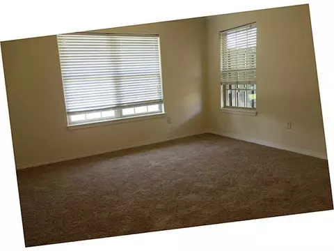 699 Chateau, Springdale, AR 72764 photo 5