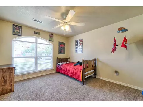 720 Walker St, Centerton, AR 72719 photo 9