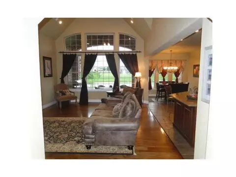 6956 Zan Loop, Springdale, AR 72762 photo 2