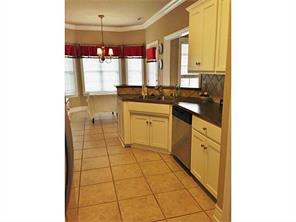 383 Chantilly Ave, Springdale, AR 72764 photo 9