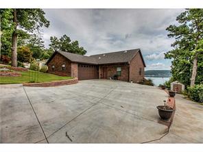 8046 Cedar Ln, Rogers, AR 72756 photo 1