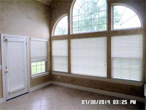 528 Candlelight Cir, Springdale, AR 72764 photo 4