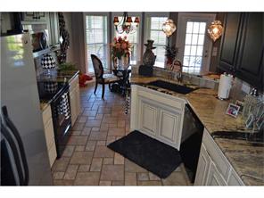 400 Chantilly Ave, Springdale, AR 72764 photo 4