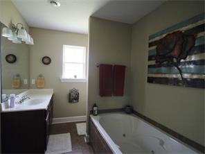 630 Paint Ln, Centerton, AR 72719 photo 4