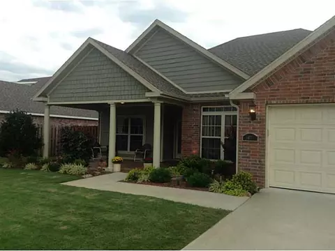 4635 Augustine Dr, Springdale, AR 72762 photo 2