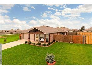 160 Willow Dr, Centerton, AR 72719 photo 1