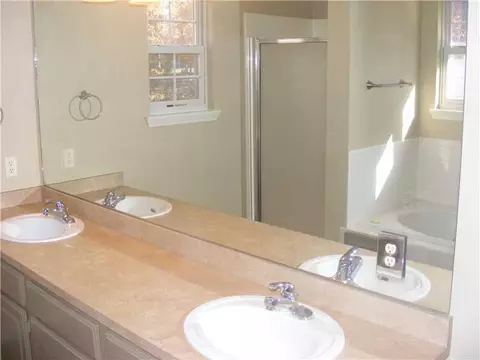 807 Comanche Dr, Gentry, AR 72734 photo 9