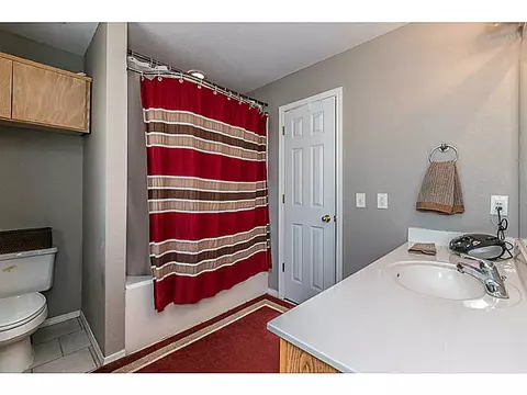 516 Ash St, Lowell, AR 72745 photo 8
