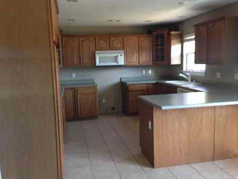 310 Eclipse St, Lowell, AR 72745 photo 4