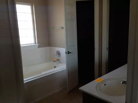 310 Eclipse St, Lowell, AR 72745 photo 8