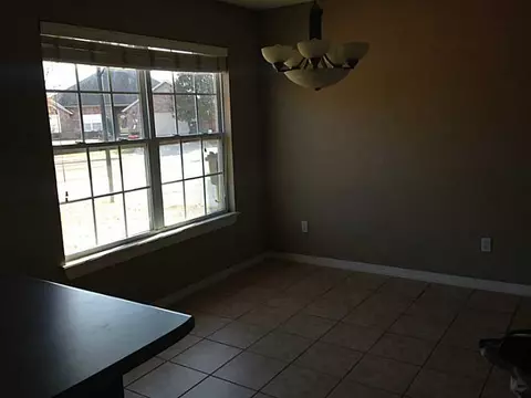 310 Eclipse St, Lowell, AR 72745 photo 5